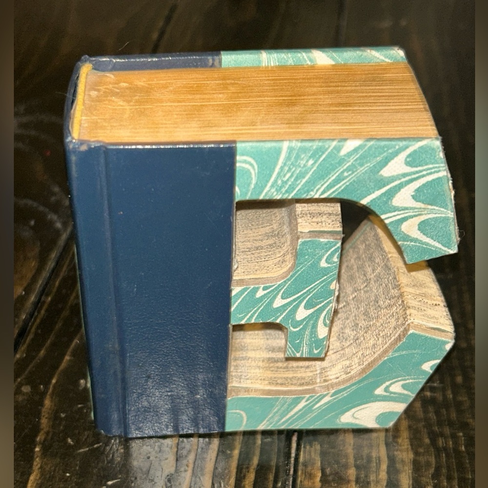 Vintage Book Monogram Letter - E made from reader digest HG101